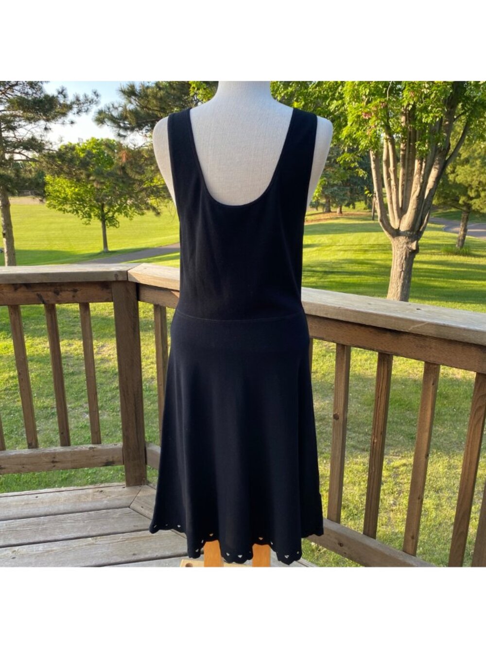 Ann Taylor Dress Black Knit Sleeveless Scoop Neck Size M Scalloped Hem NWT $129 - Picture 2 of 12